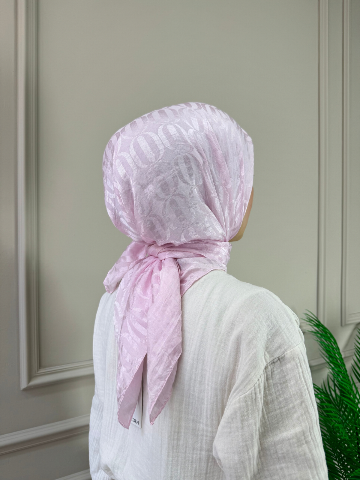 untitled-design-10-10 Halka Desen Eşarp (Pembe) - Görsel 1
