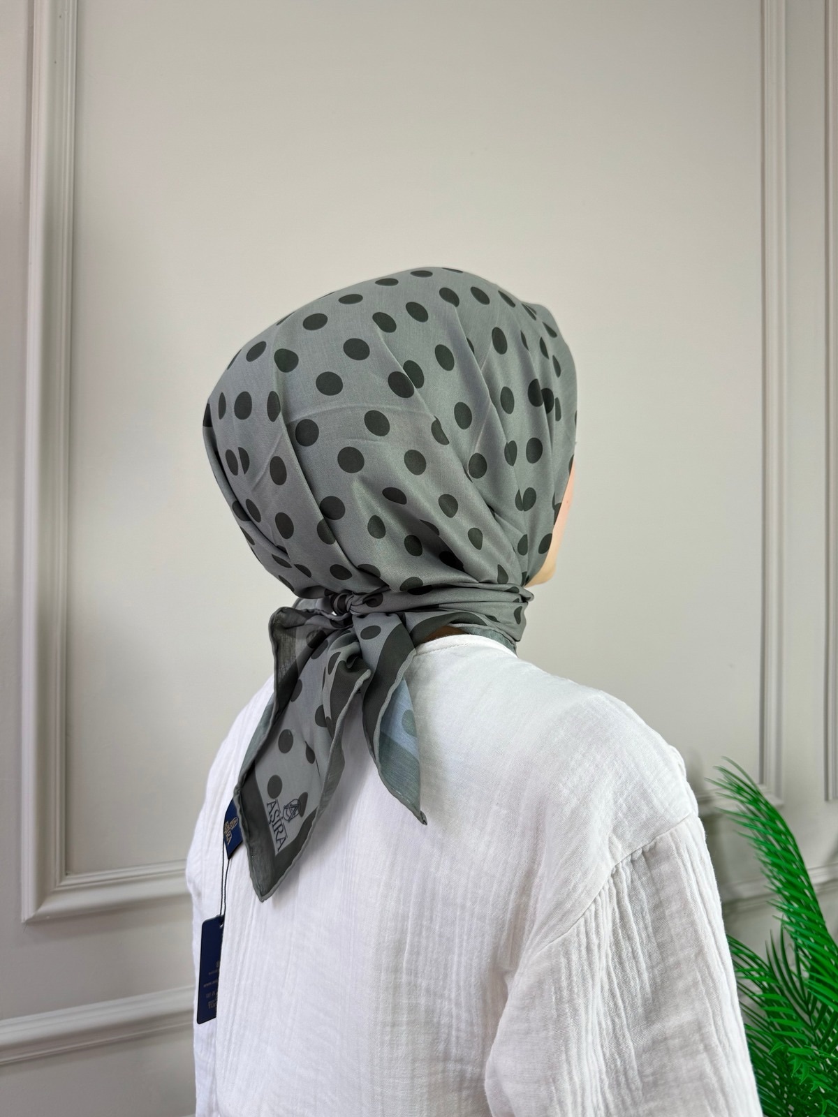 untitled-design-34 Puantiye Desen Eşarp (Yeşil) - Görsel 1